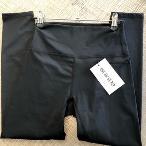 Black Brilliant Hi-Rise Leggings